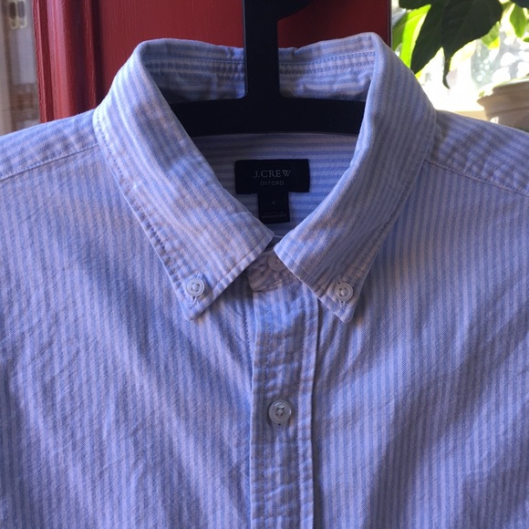 J Crew Men's Oxford Button Up - Picture 3 of 7